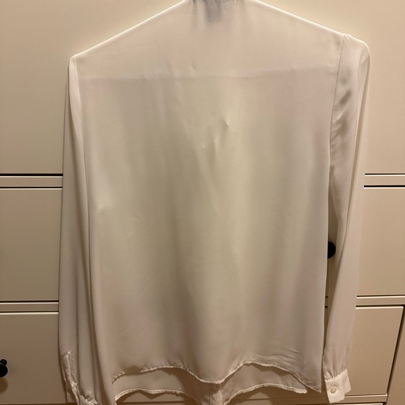 Forever 21 blouse - Picture 2 of 3